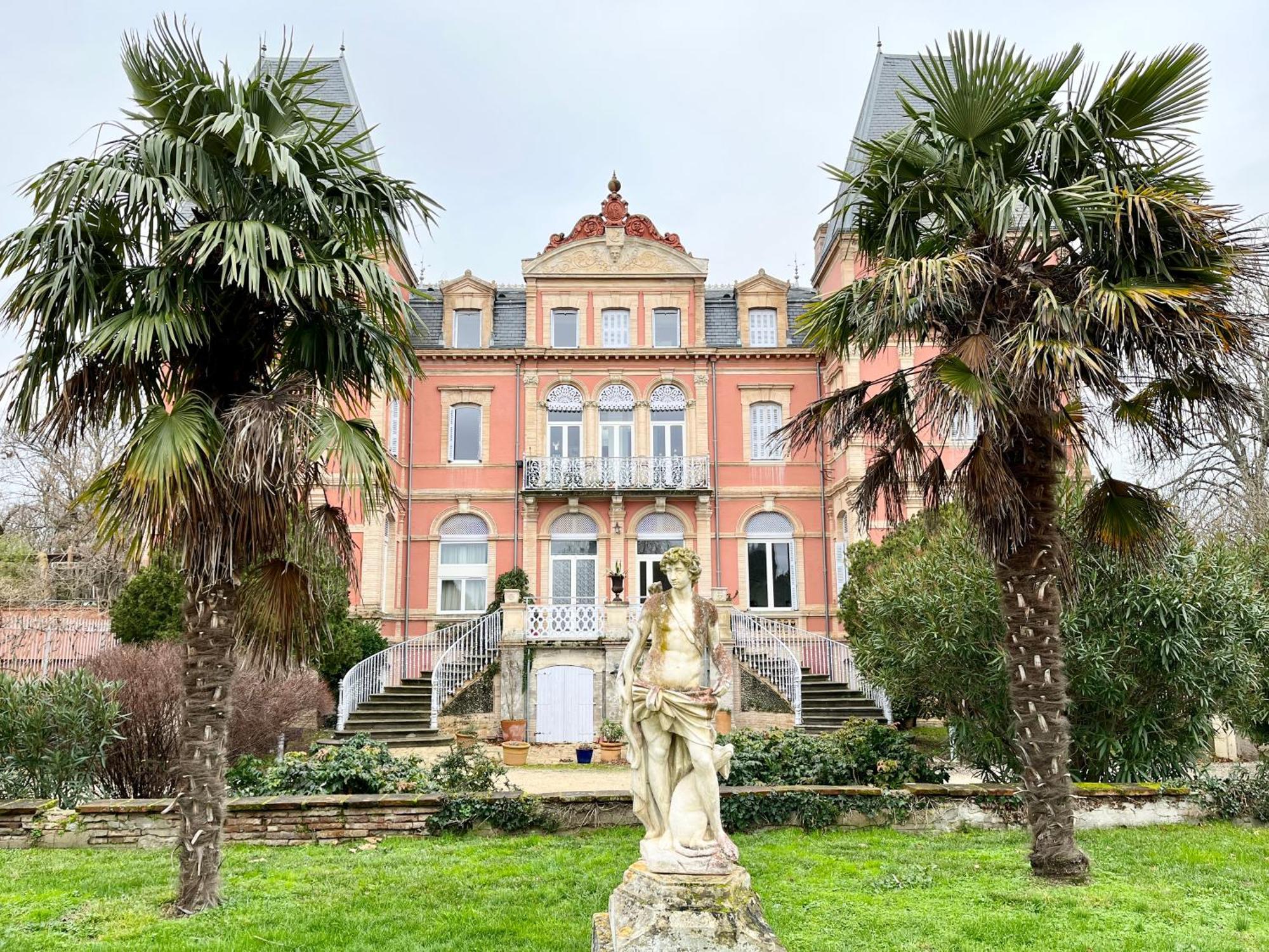 L'Antre Vue - Jacuzzi Au Chateau Belberaud 外观 照片